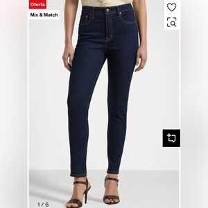 Lauren Ralph Lauren Women's
Classic Skinny Curvy Fit Blue Jeans Size 2P